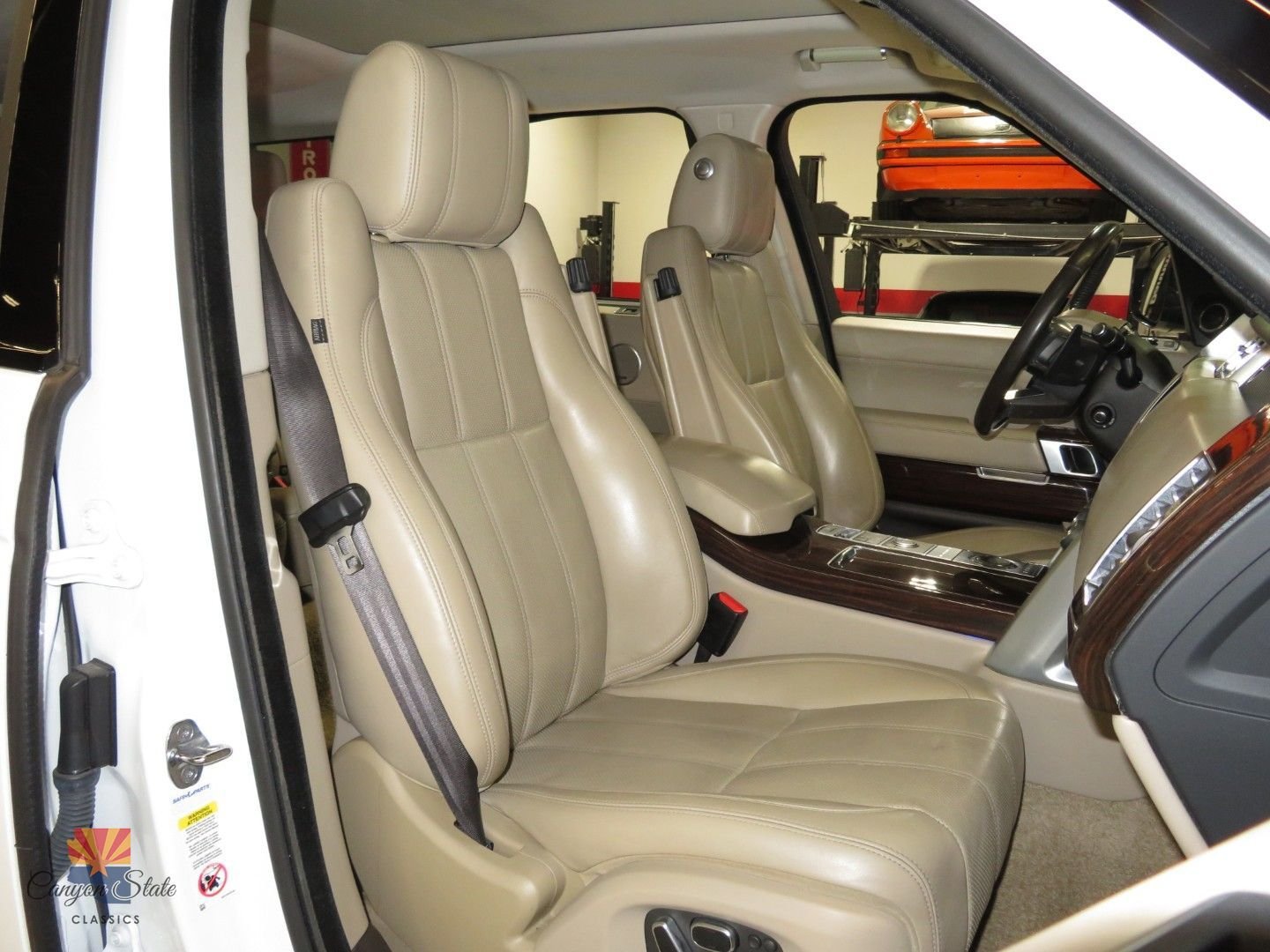 Used 2014 Land Rover Range Rover Long Wheelbase Supercharged AWD/4WD image 8