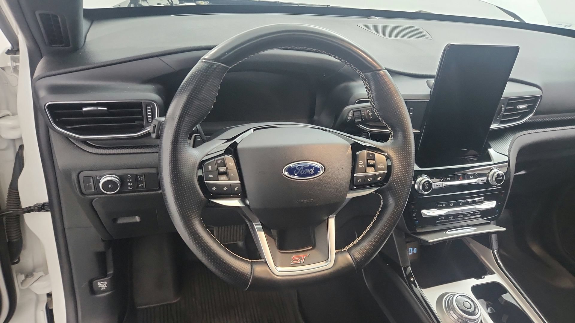 Used 2021 Ford Explorer ST w/ Equipment Group 401A AWD/4WD image 15