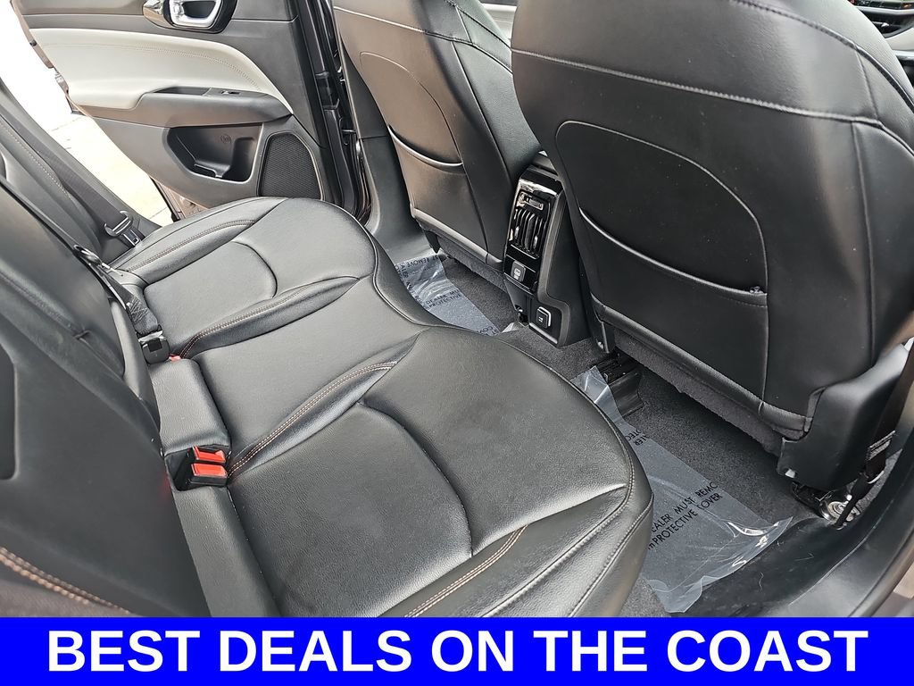 Used 2024 Jeep Compass Limited AWD/4WD image 11