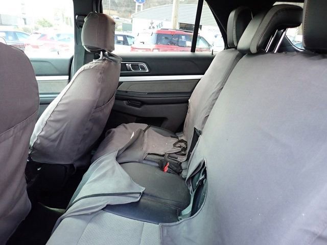 Used 2017 Ford Explorer XLT w/ Equipment Group 202A image 11