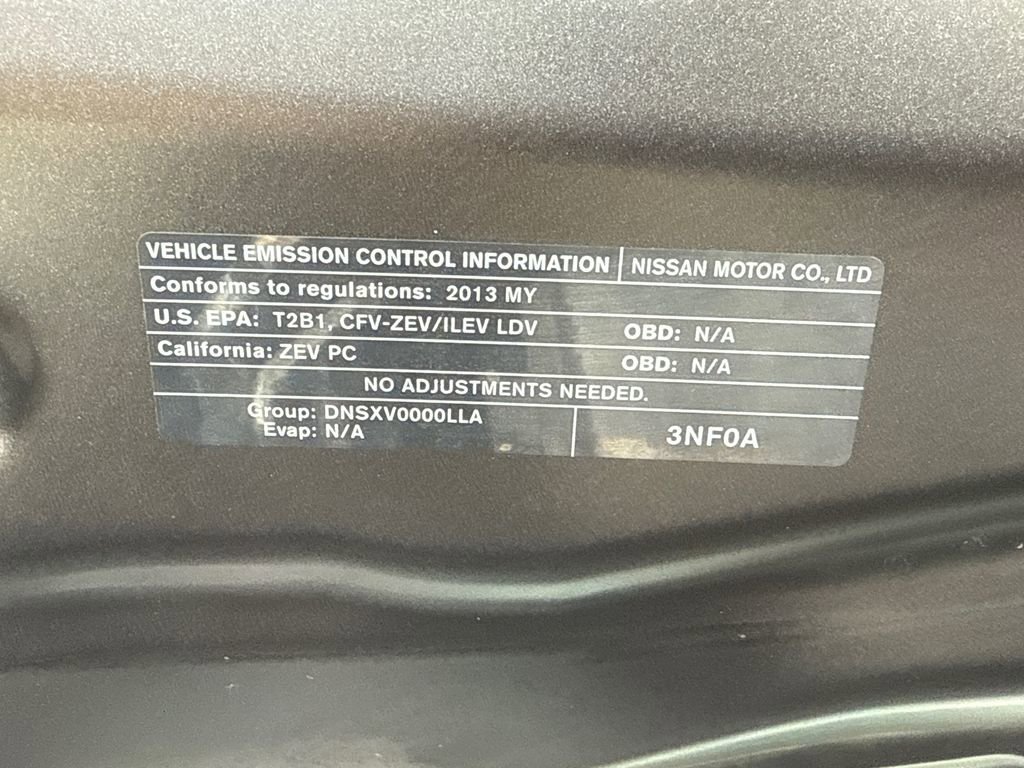 Used 2013 Nissan Leaf SL w/ Premium Pkg image 9