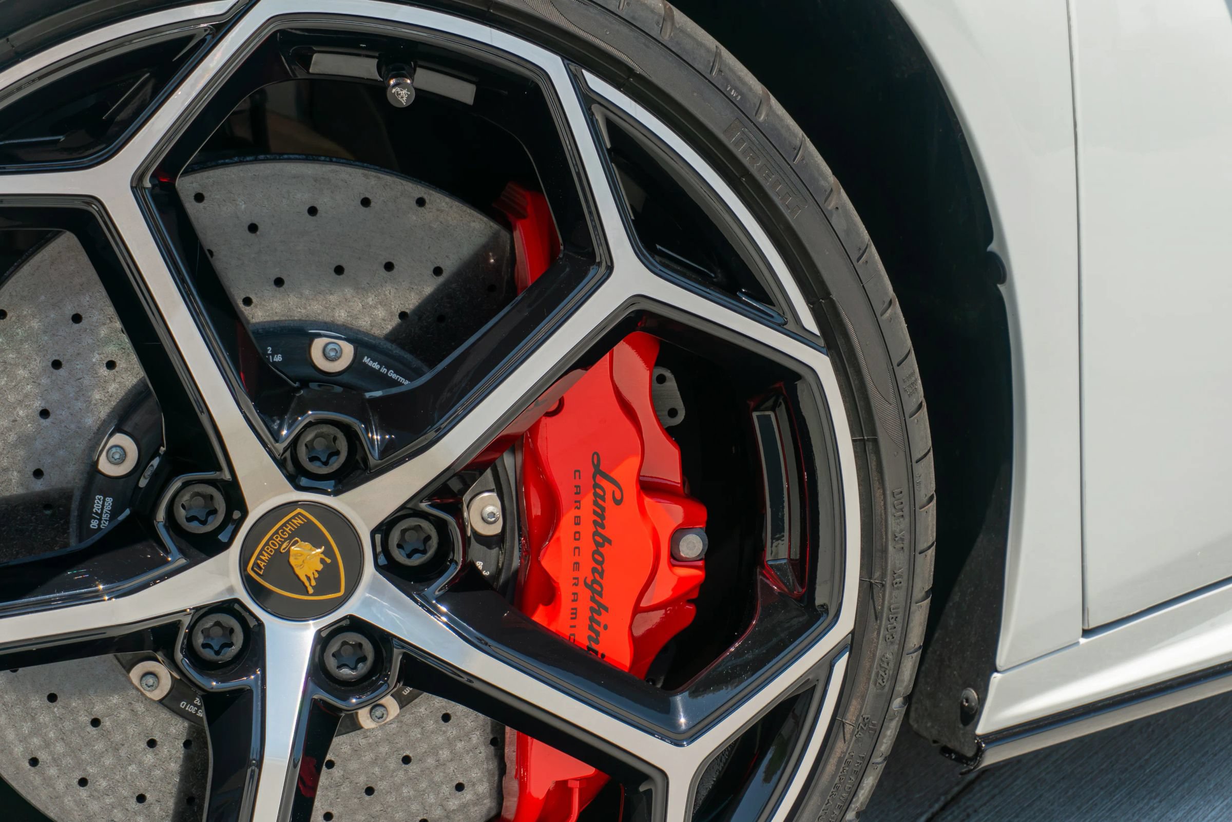 Used 2023 Lamborghini Huracan EVO RWD image 29