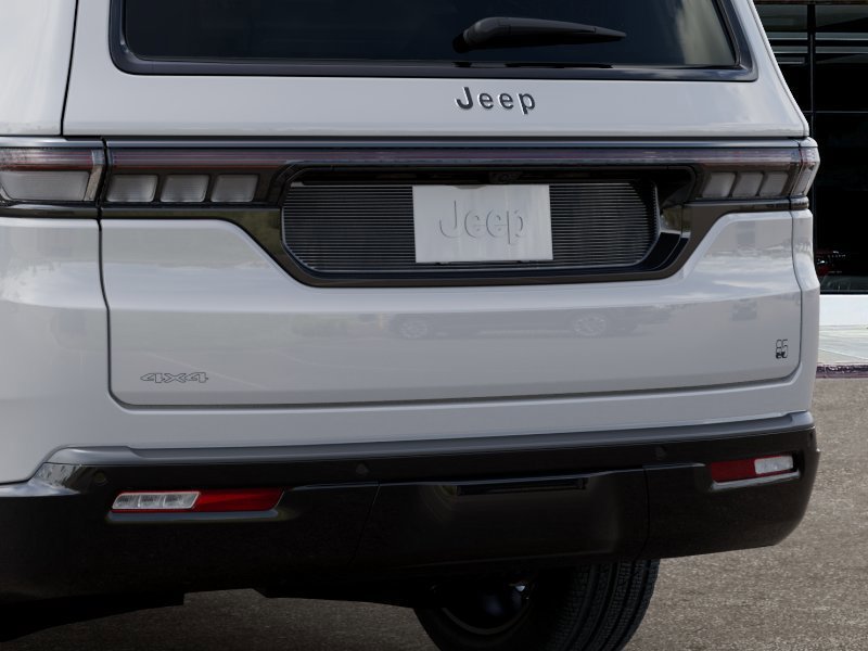 New 2026 Jeep Grand Wagoneer 4WD image 13