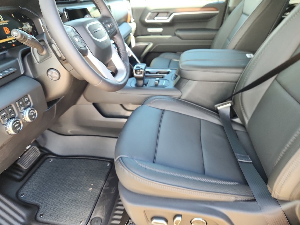 New 2026 GMC Sierra 1500 Denali AWD/4WD image 8