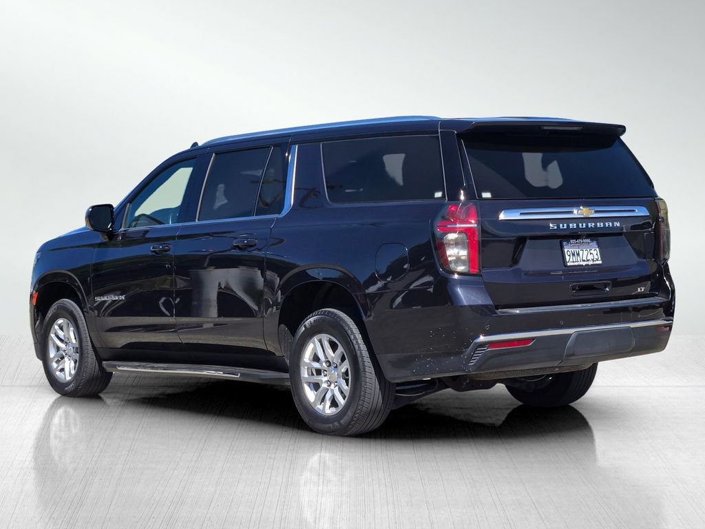 Used 2024 Chevrolet Suburban LT AWD/4WD image 6