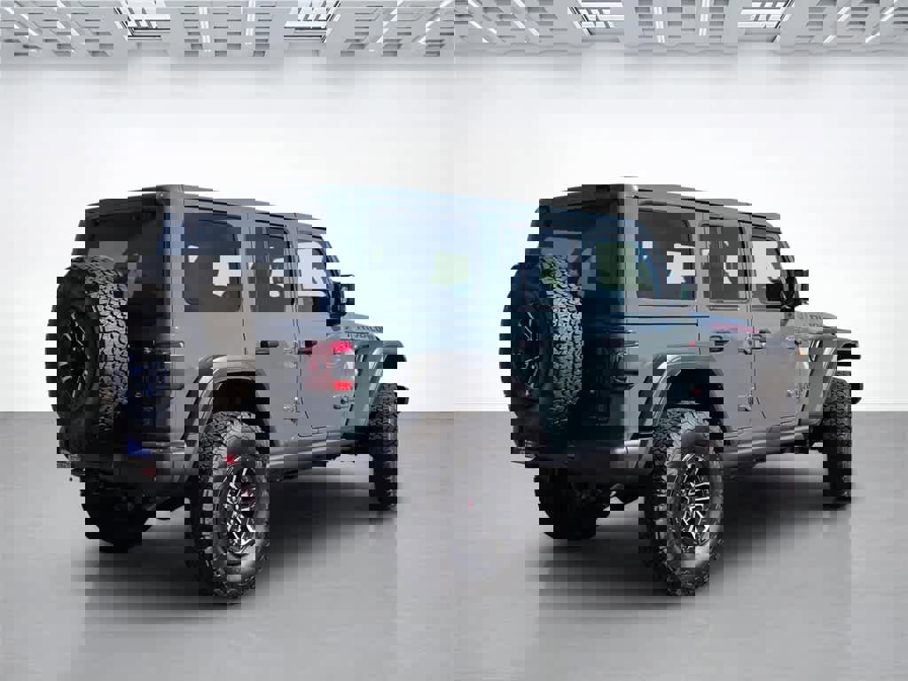 New 2025 Jeep Wrangler Unlimited Rubicon w/ XTREMEE 35" Tire Package image 6