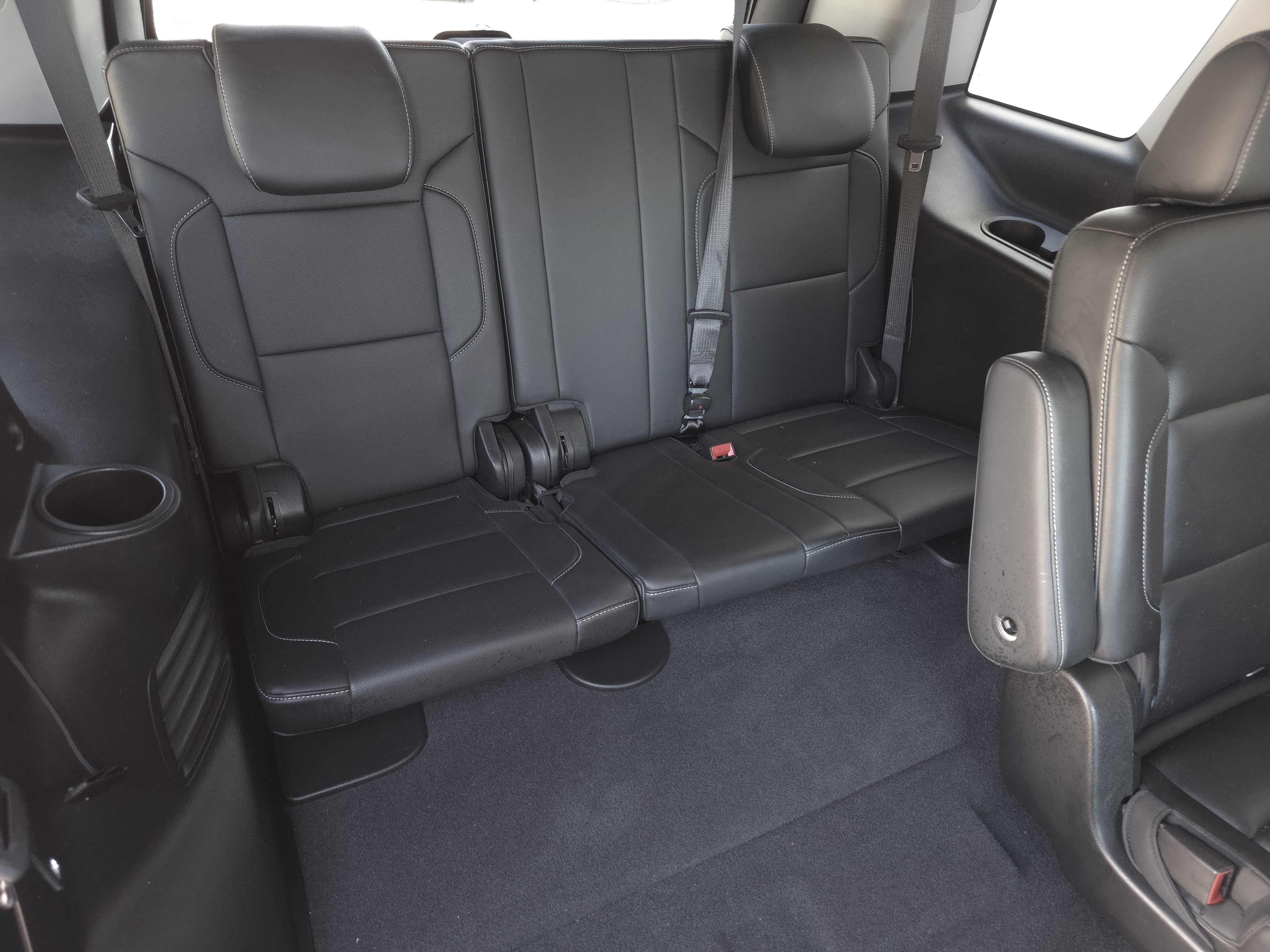 Used 2020 Chevrolet Tahoe Premier w/ RST 6.2L Performance Edition image 41