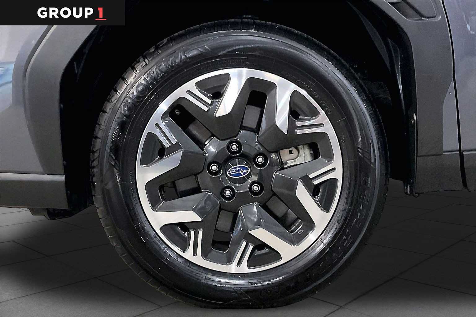 Certified 2025 Subaru Forester Premium AWD/4WD image 11