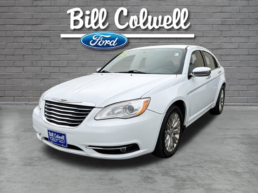 Used 2012 Chrysler 200 Limited FWD image 9