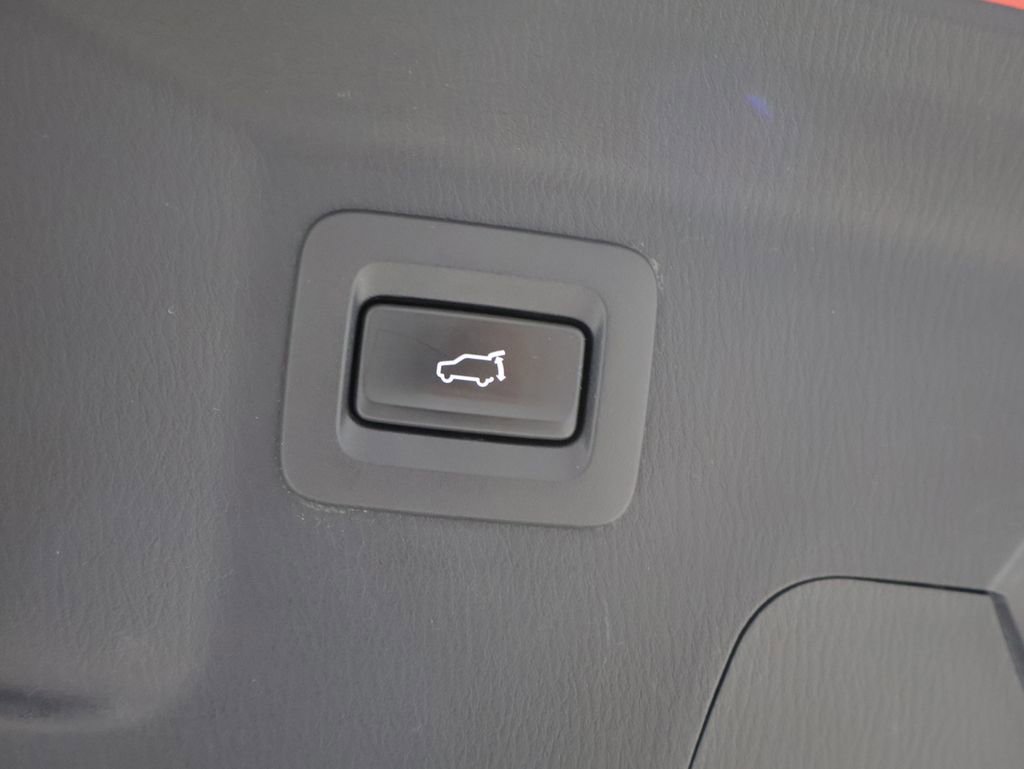 Used 2023 MAZDA CX-9 Touring image 22