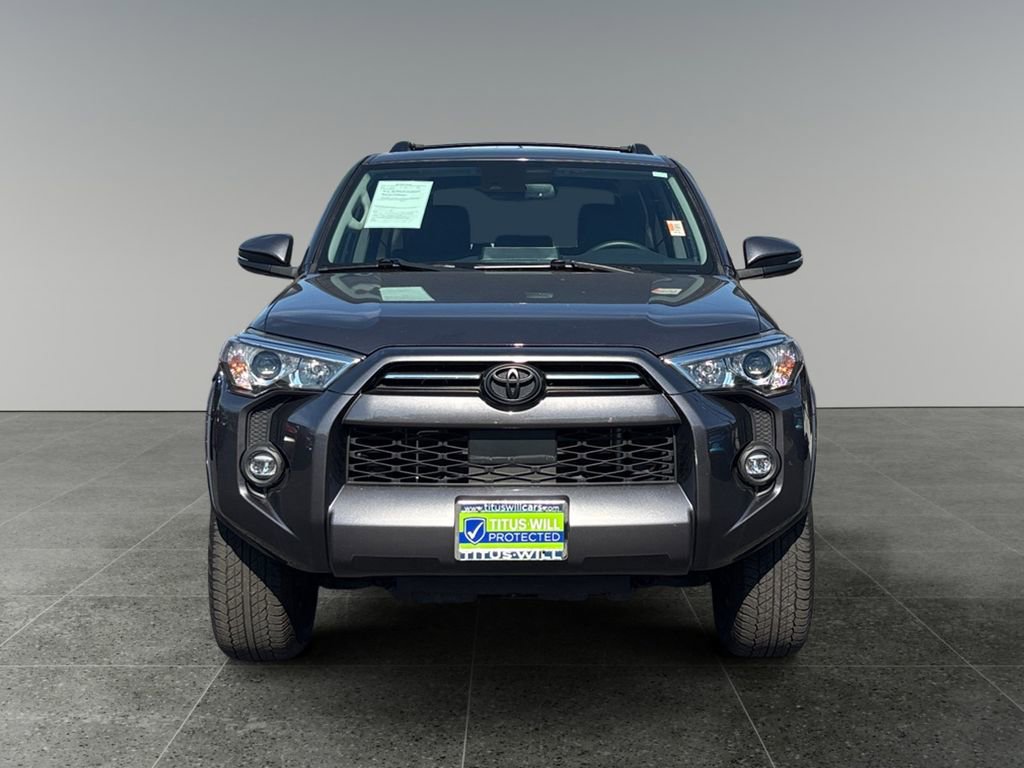 Used 2022 Toyota 4Runner SR5 Premium image 3