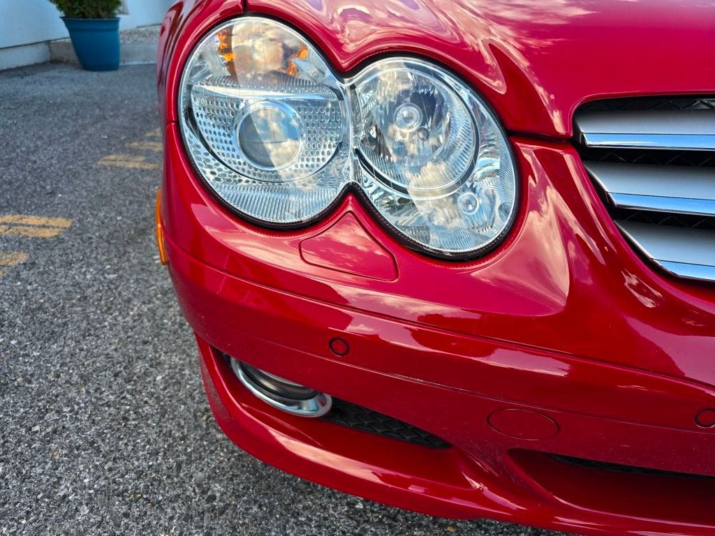 Used 2007 Mercedes-Benz SL 550 image 32