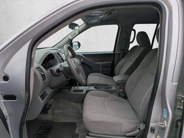 Used 2018 Nissan Frontier SV image 15