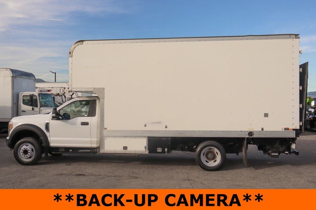 Used 2017 Ford F550 2WD Regular Cab Super Duty image 5