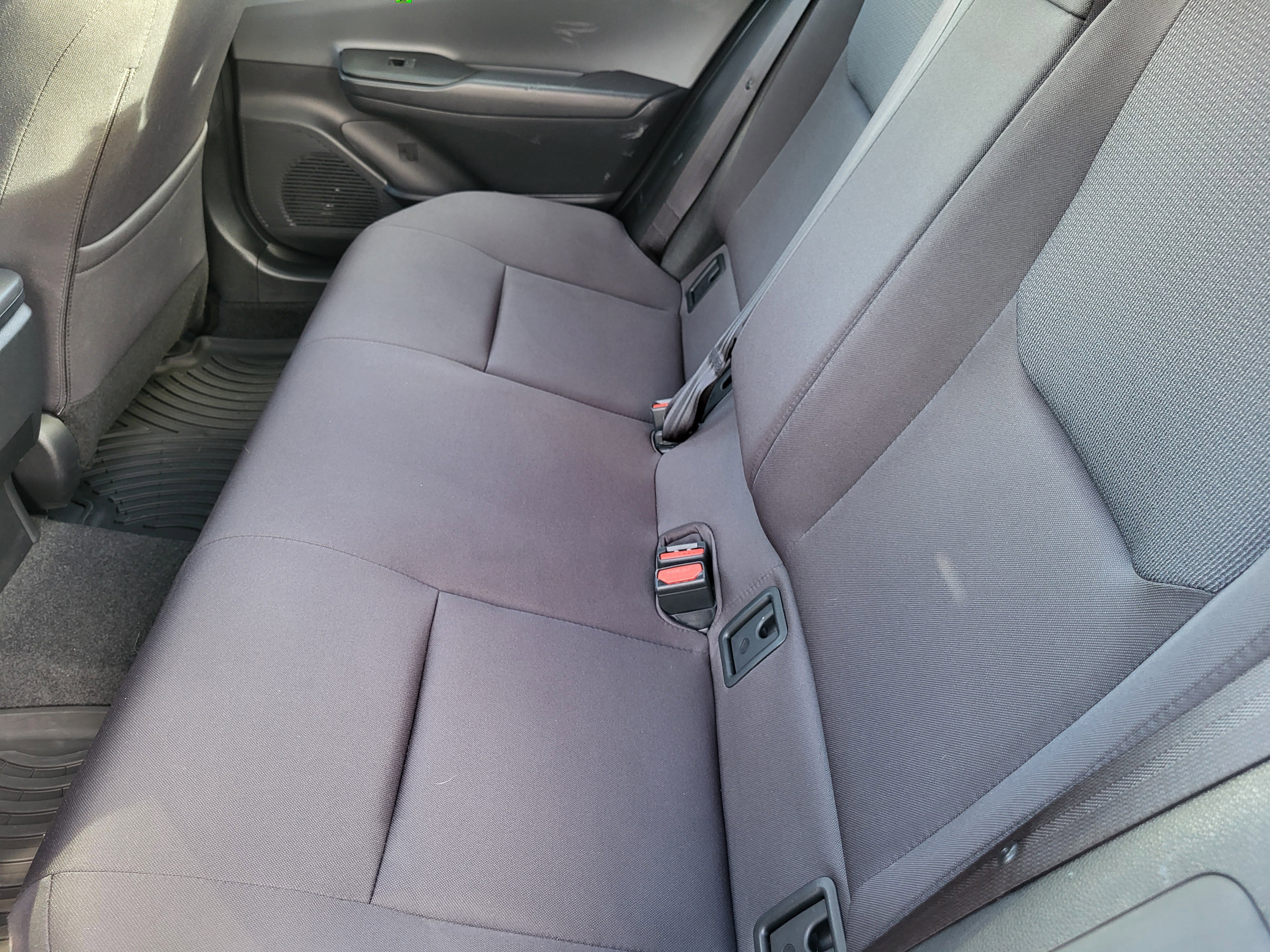 Used 2025 Toyota Prius LE image 10