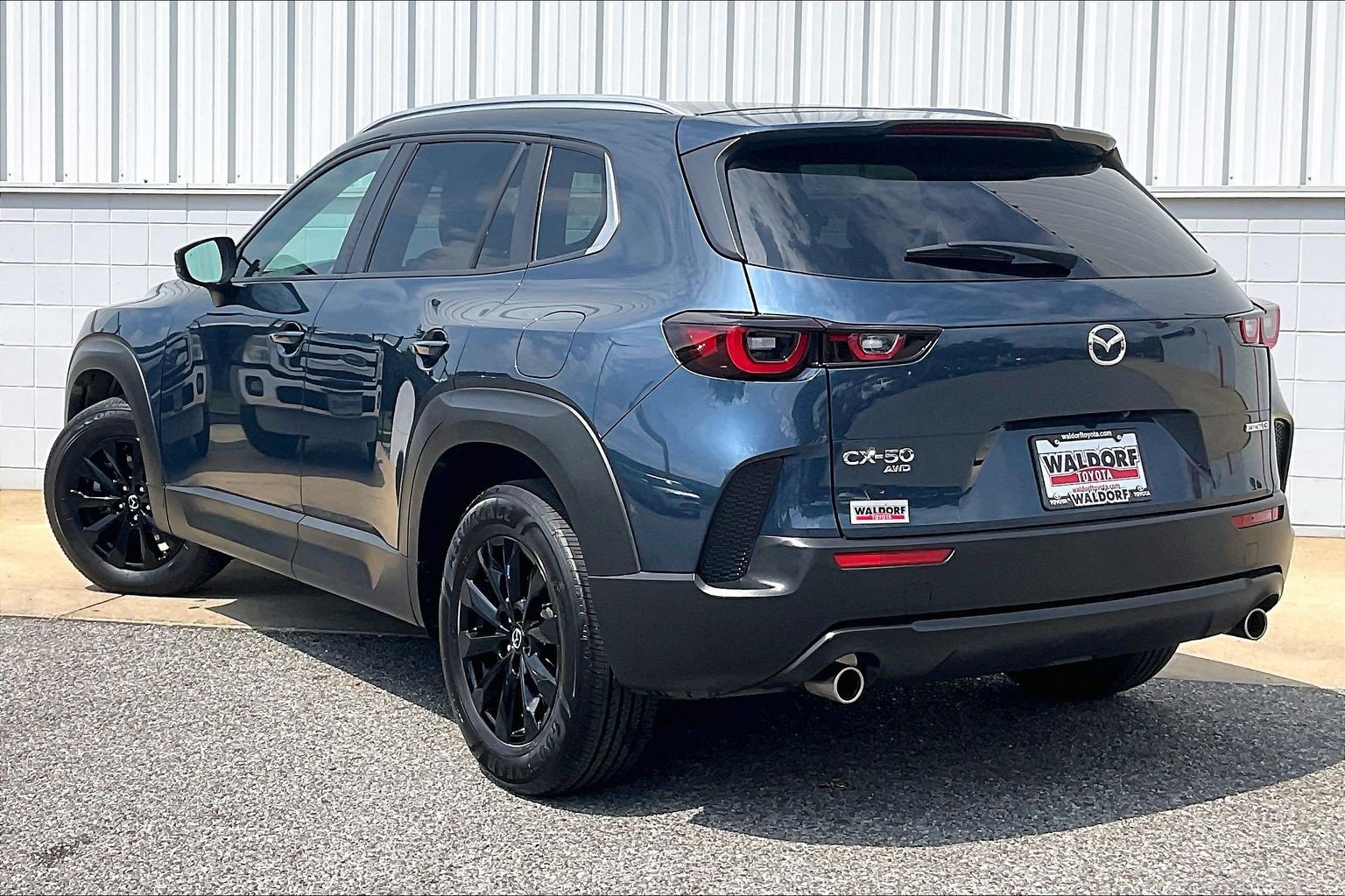 Used 2025 MAZDA CX-50 AWD 2.5 S w/ Preferred Package image 14