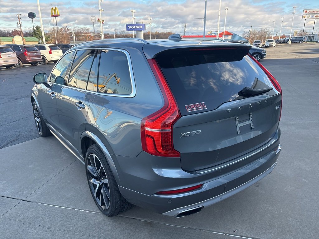 Used 2020 Volvo XC90 T6 Momentum w/ Protection Package Premier image 9