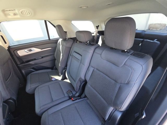 New 2026 Ford Explorer Active image 17