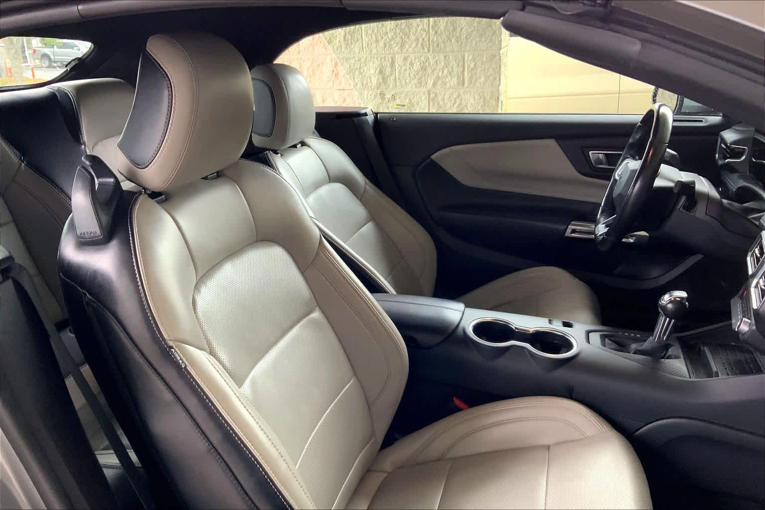 Used 2024 Ford Mustang Premium RWD image 8