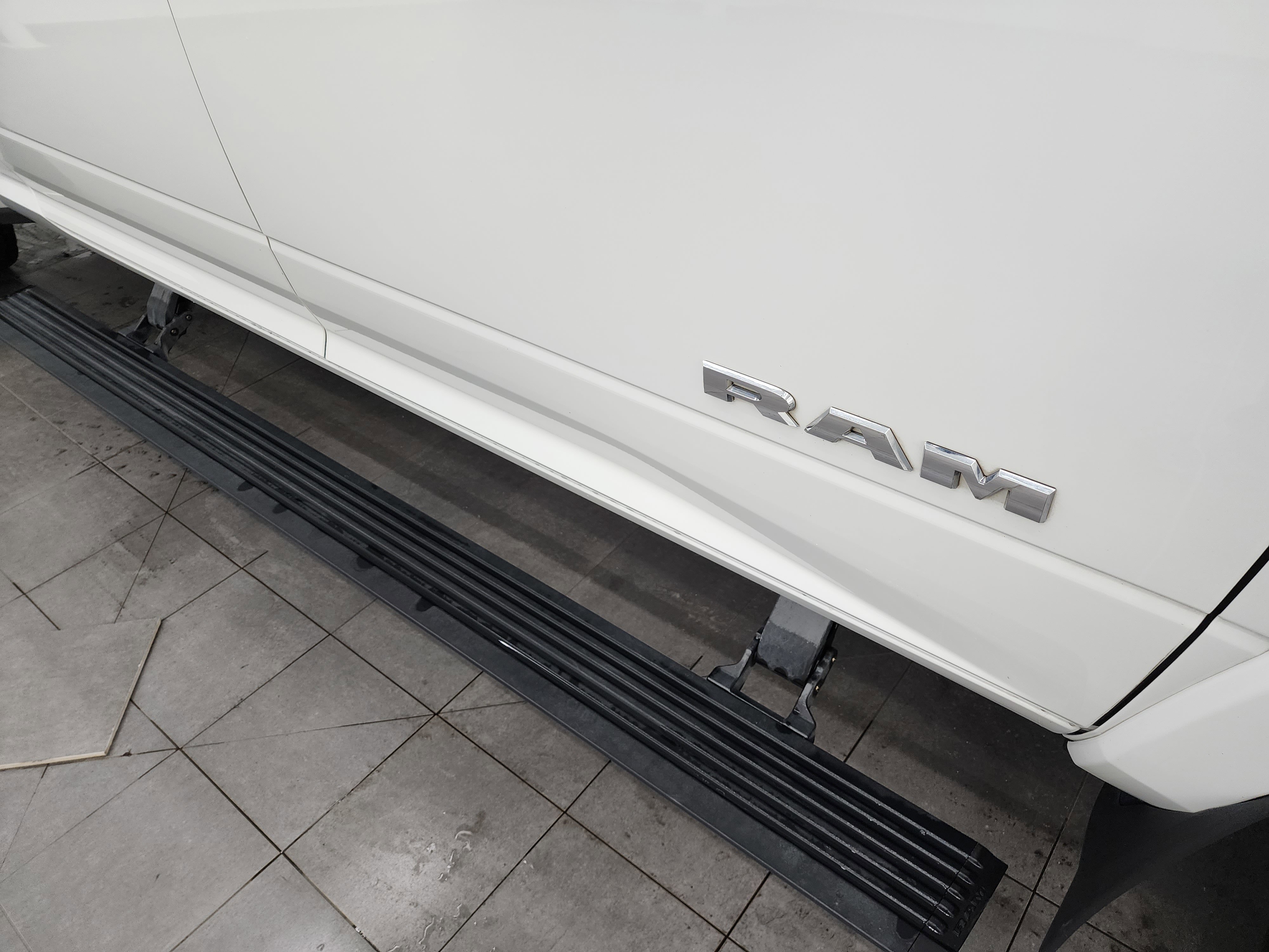 Used 2021 RAM 3500 Laramie image 28