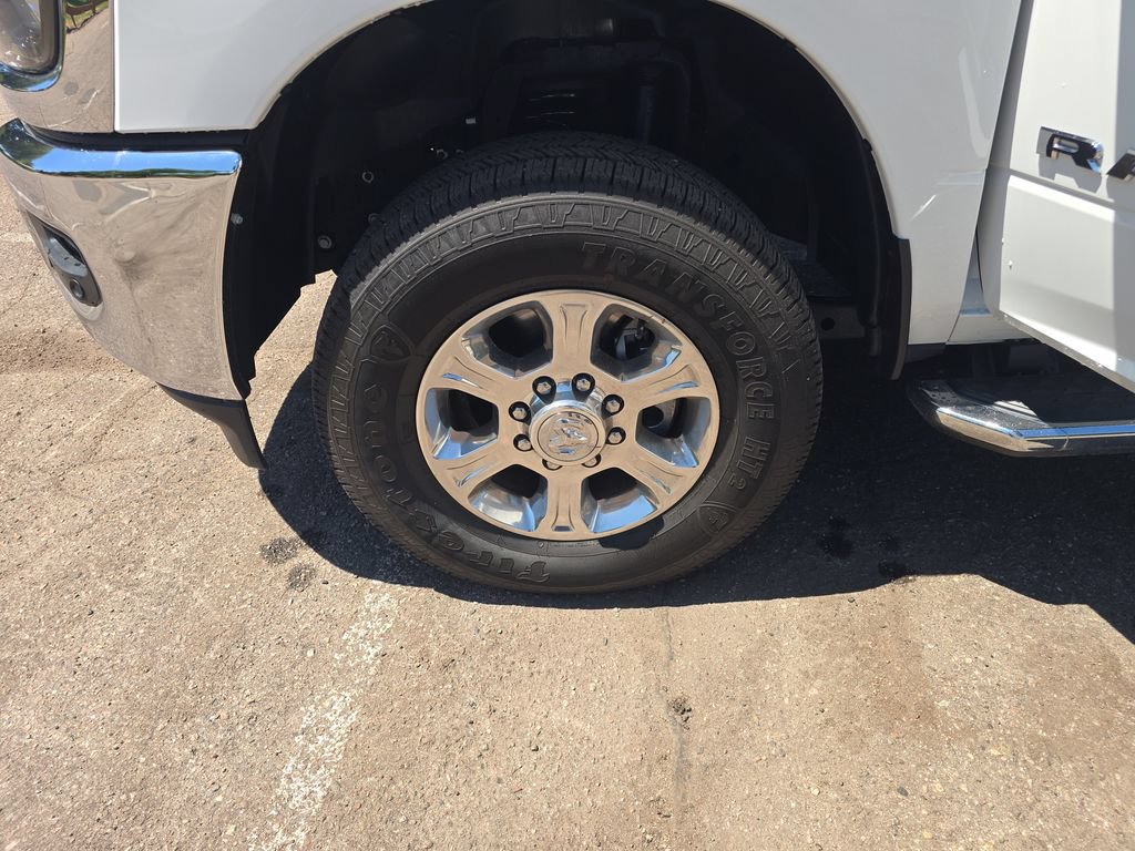 Used 2026 RAM 2500 Big Horn AWD/4WD image 28