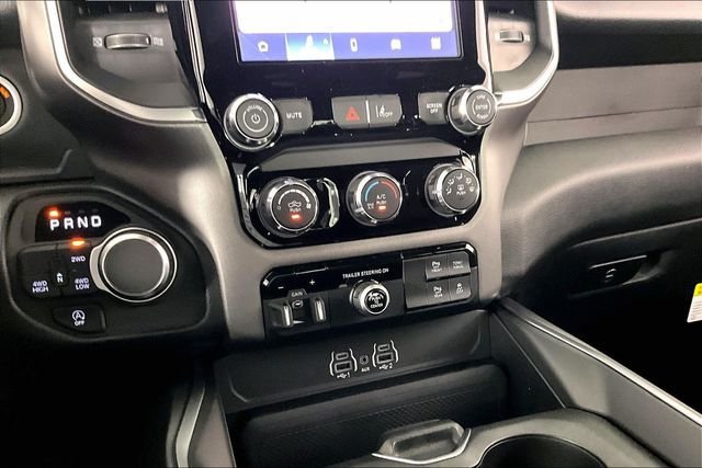 New 2026 RAM 1500 Express AWD/4WD image 7