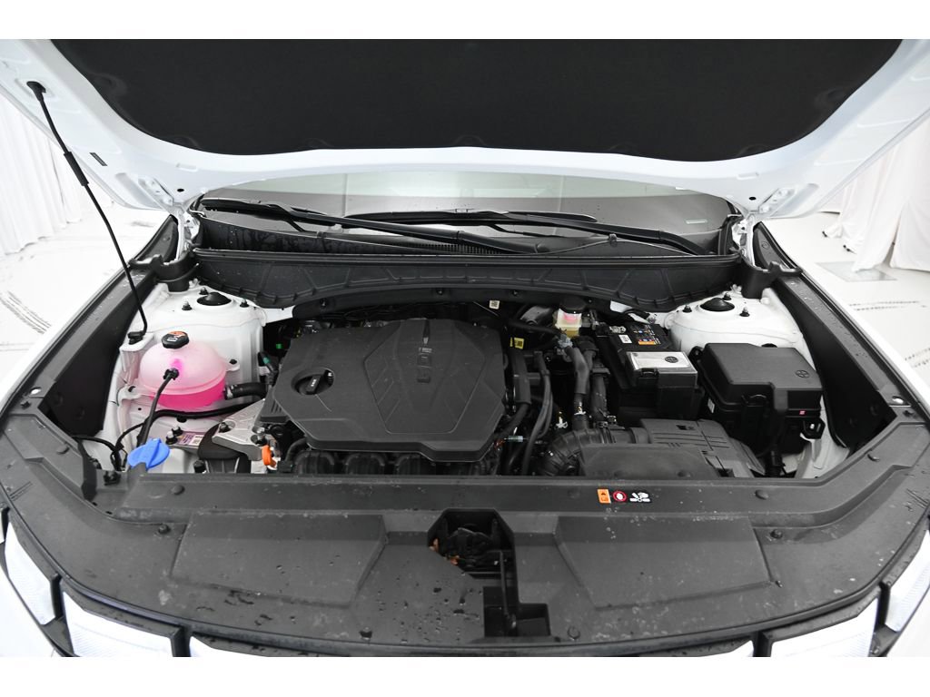 Used 2025 Hyundai Santa Cruz SE image 45