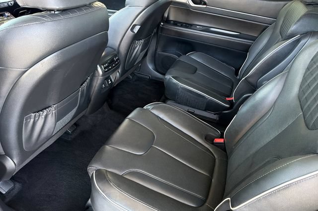 Used 2024 Hyundai Palisade Limited FWD image 13