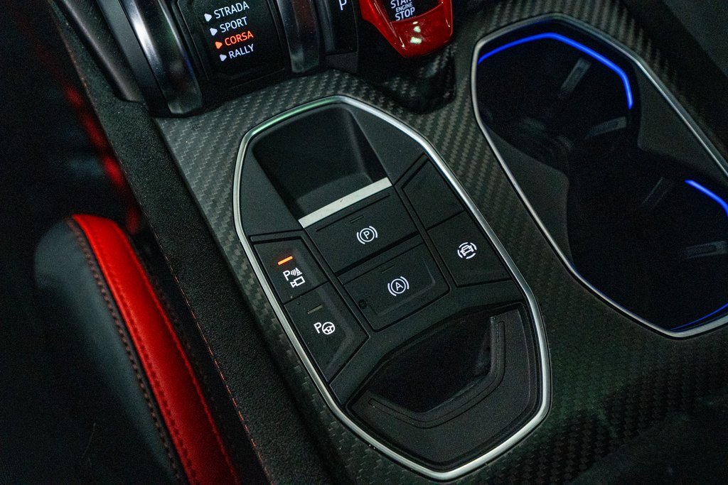 Used 2024 Lamborghini Urus Performante image 58