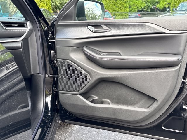 New 2026 Jeep Grand Cherokee Laredo X AWD/4WD image 27