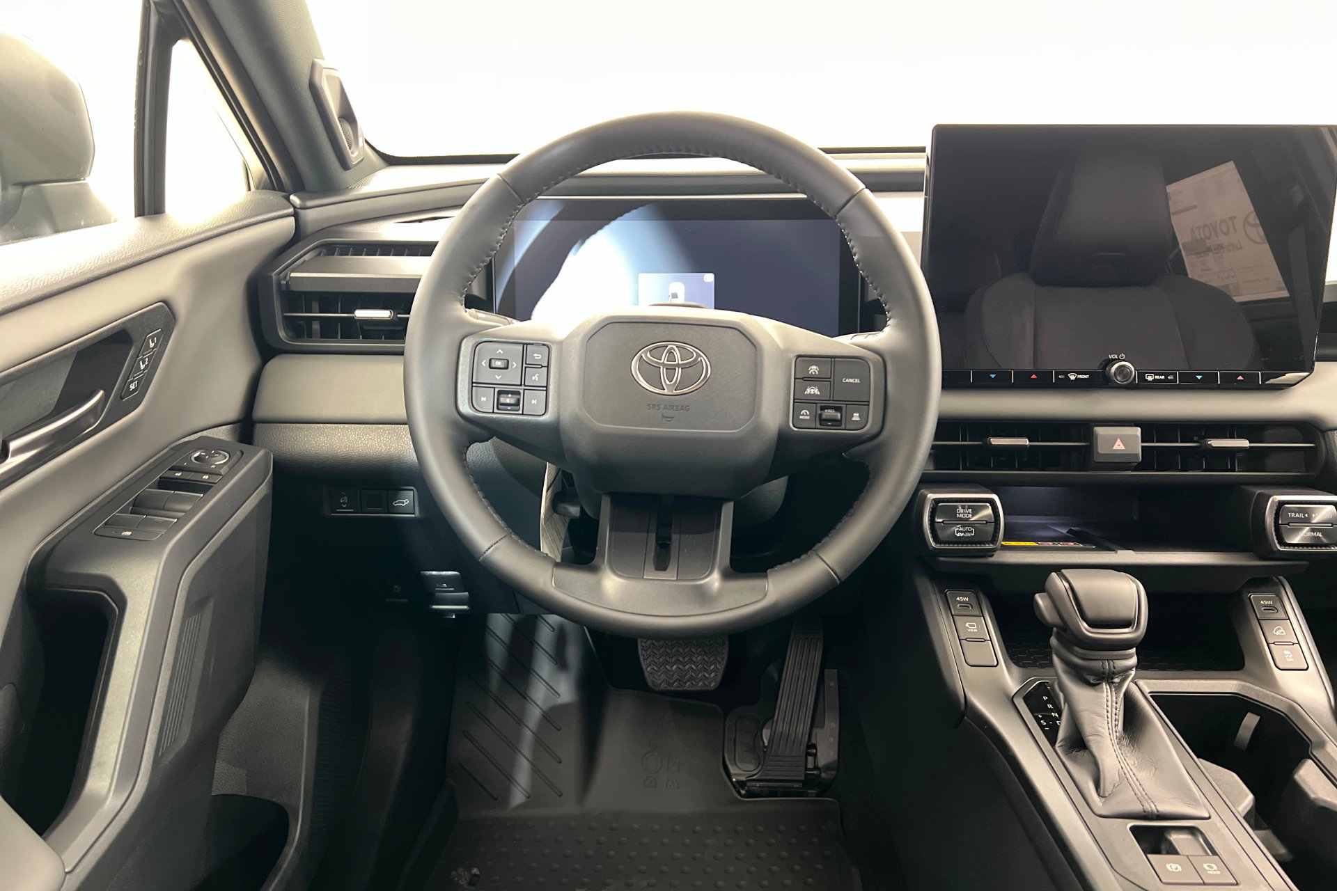 New 2026 Toyota RAV4 XSE AWD/4WD image 12
