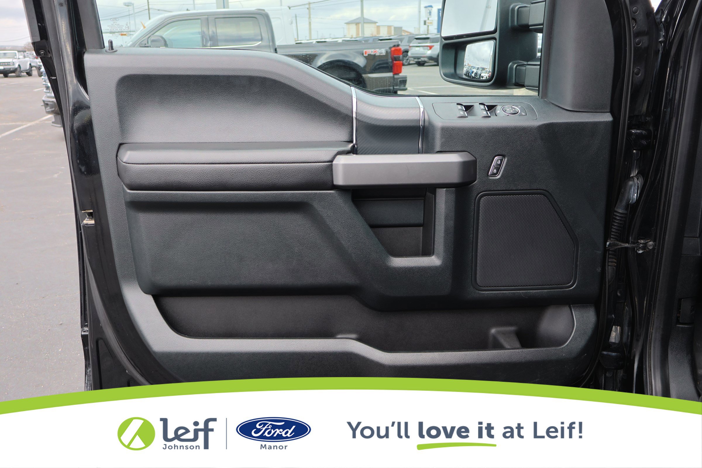 Used 2019 Ford F150 XLT w/ Equipment Group 302A Luxury image 11