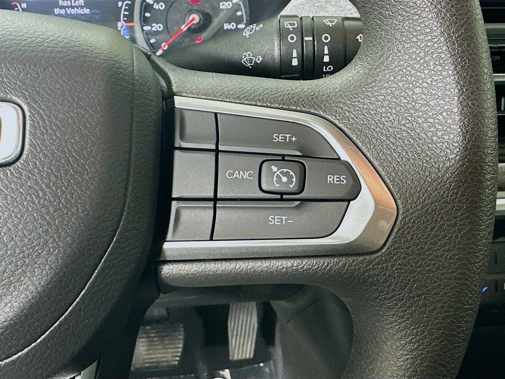 Certified 2025 Jeep Compass Sport image 13