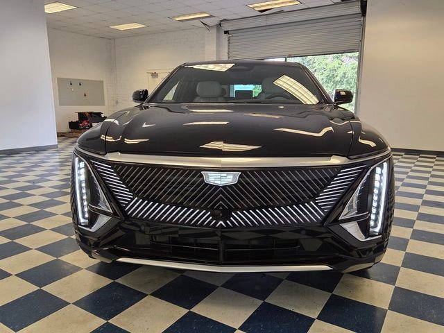 Certified 2024 Cadillac Lyriq Luxury RWD image 2