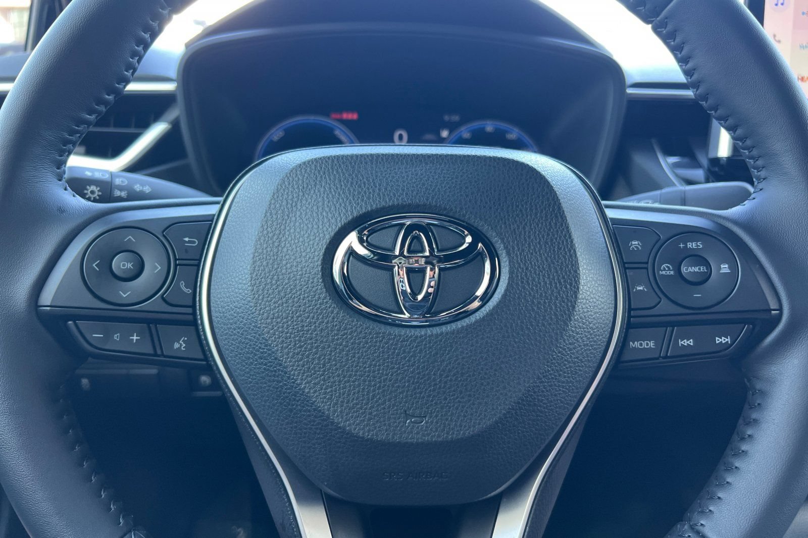 Certified 2026 Toyota Corolla SE w/ SE Premium Package FWD image 21