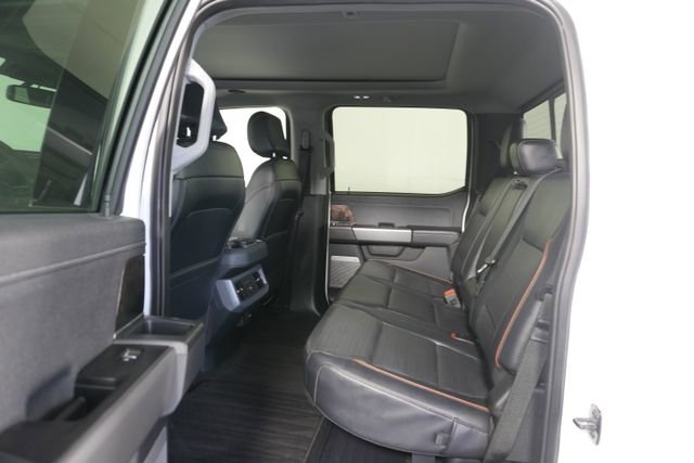 Certified 2025 Ford F350 Lariat w/ Lariat Ultimate Package AWD/4WD image 35