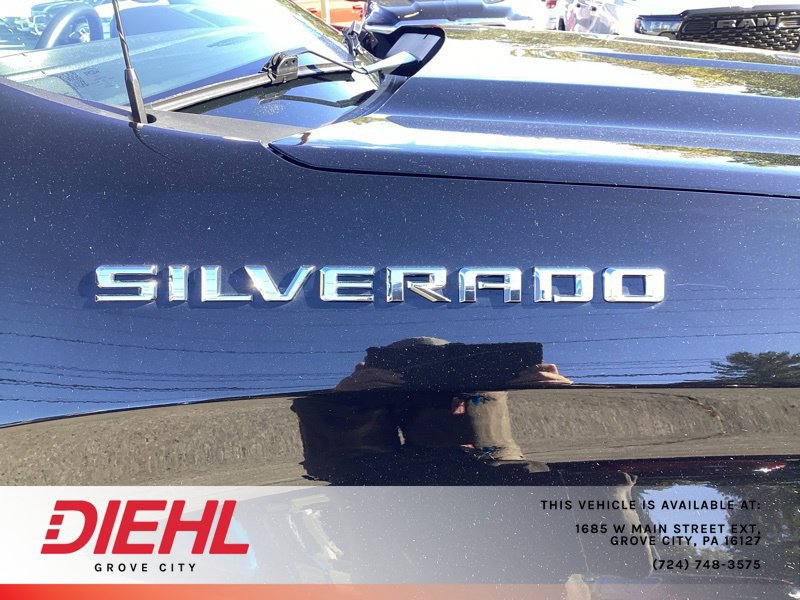 Used 2023 Chevrolet Silverado 1500 LT AWD/4WD image 10