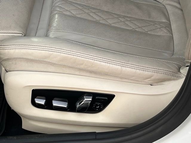 Used 2018 BMW M550i xDrive w/ Driving Assistance Package image 14