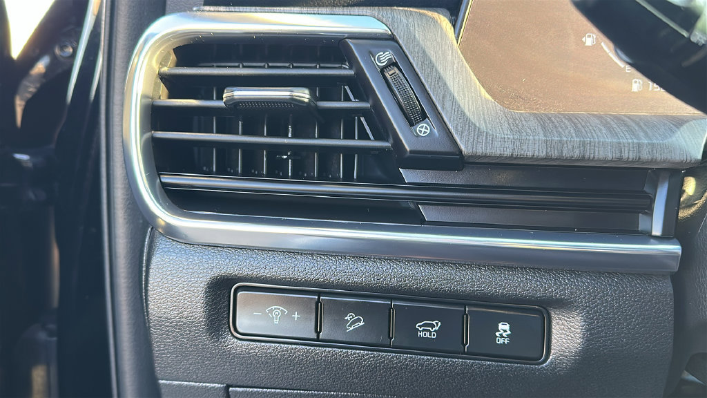 Used 2025 Kia Telluride SX w/ SX Captain's Chair Package FWD image 21
