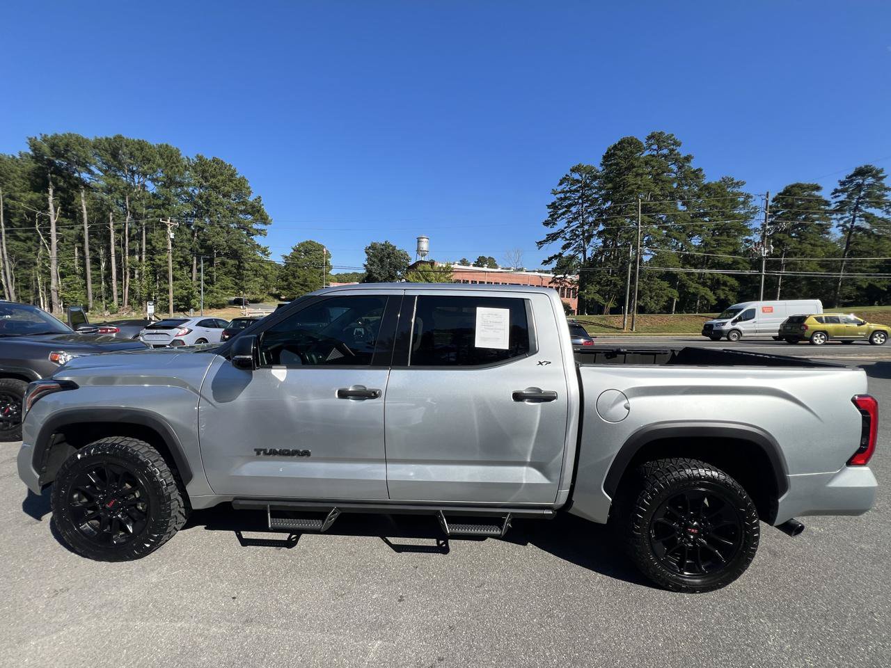 Used 2023 Toyota Tundra SR5 w/ SR5 Convenience Package AWD/4WD image 2