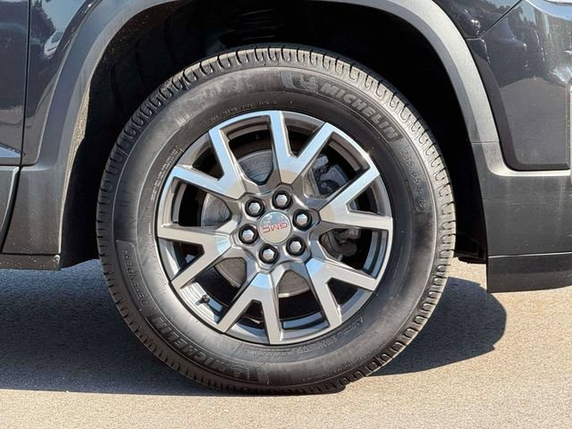 Used 2020 GMC Acadia SLE w/ Driver Convenience Package FWD image 9
