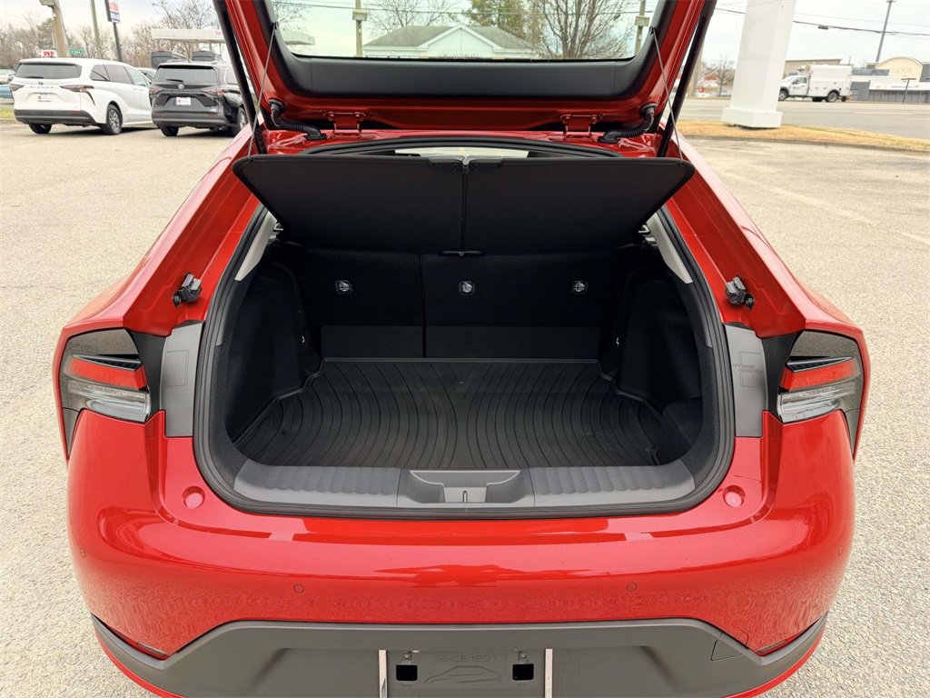 Used 2026 Toyota Prius LE image 16