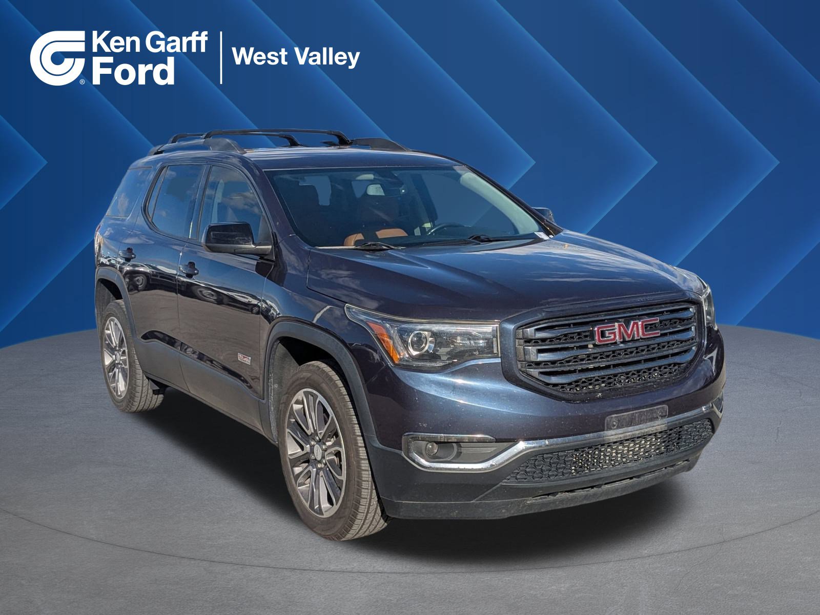Used 2019 GMC Acadia SLT image 1