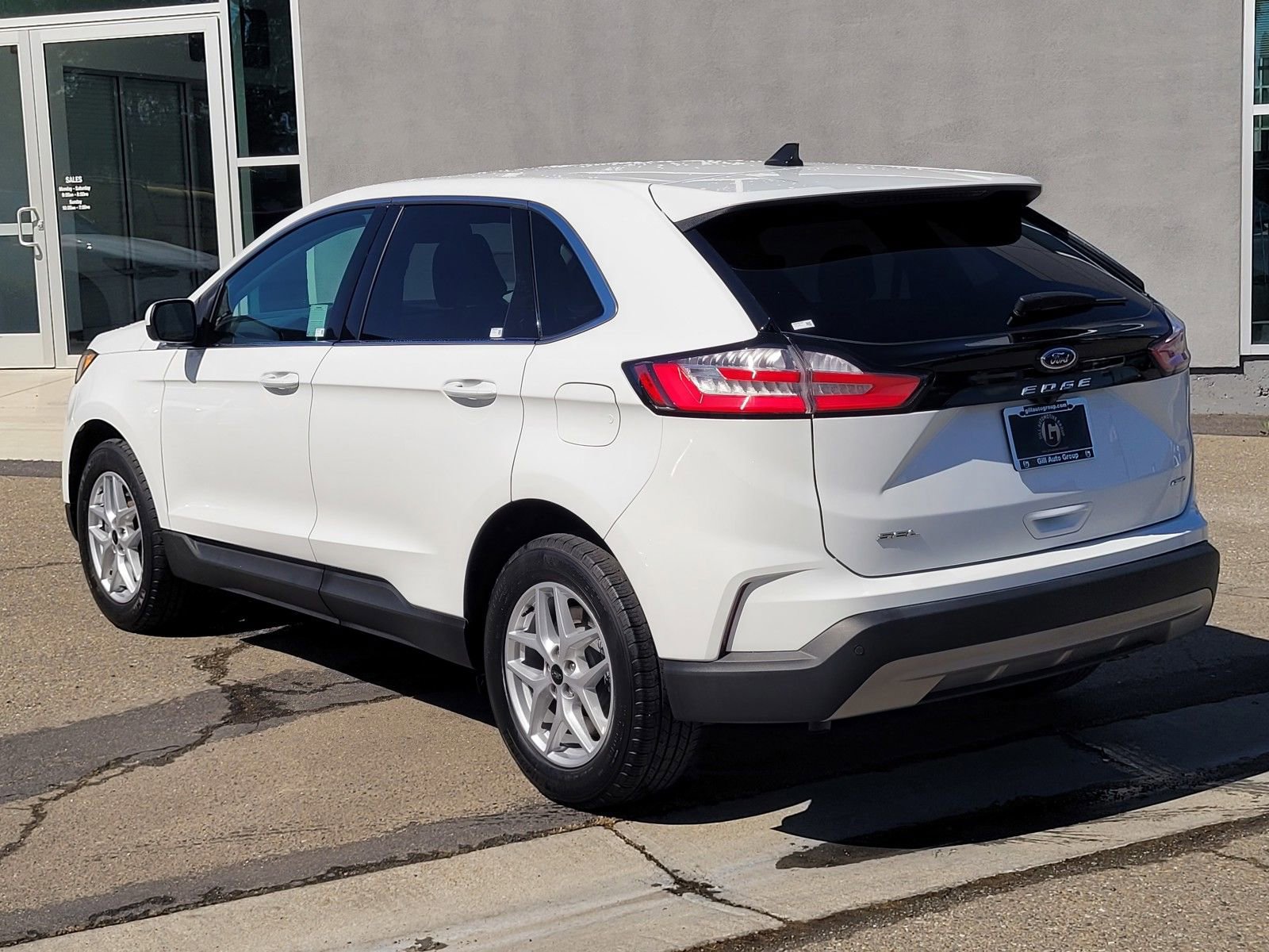 Used 2023 Ford Edge SEL w/ Convenience Package image 6