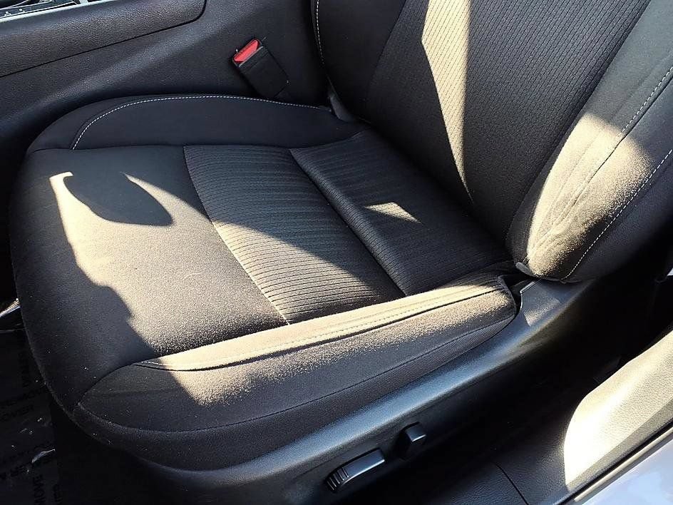 Used 2024 Nissan Altima 2.5 SV AWD/4WD image 17
