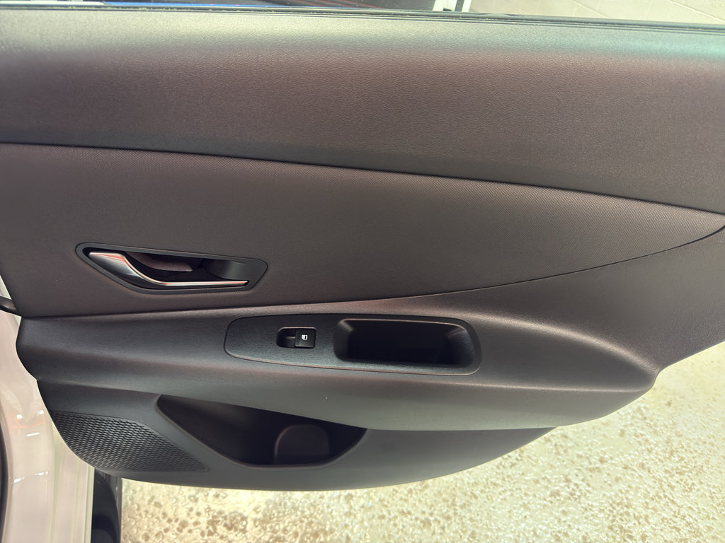 Used 2022 Hyundai Elantra N Line FWD image 25