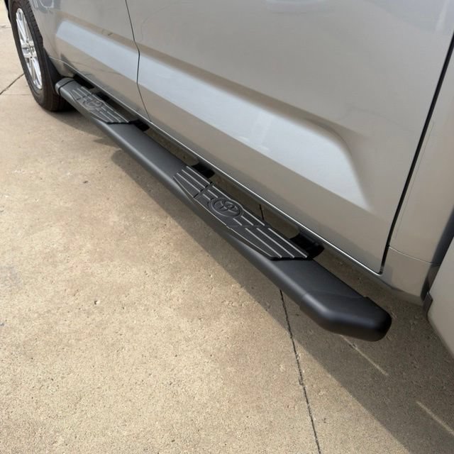 Used 2025 Toyota Tundra SR w/ SR Tow Package AWD/4WD image 15