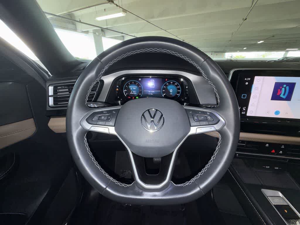 Used 2024 Volkswagen Atlas Cross Sport SE FWD image 15