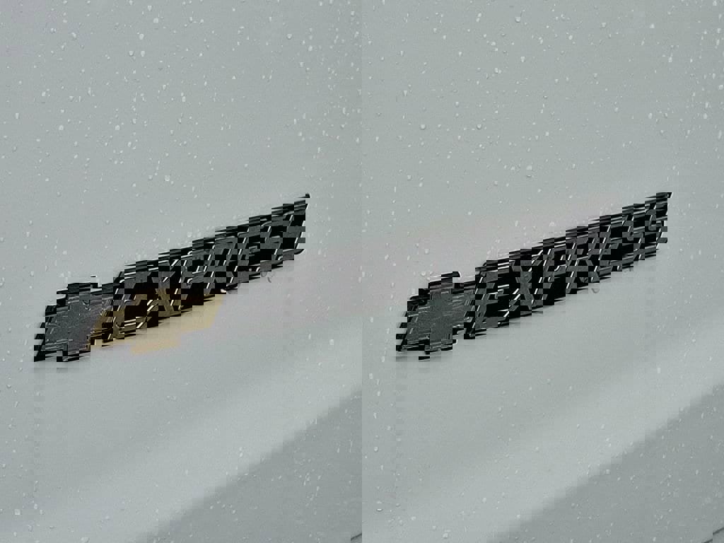 New 2025 Chevrolet Express 3500 w/ Driver Convenience Package image 15