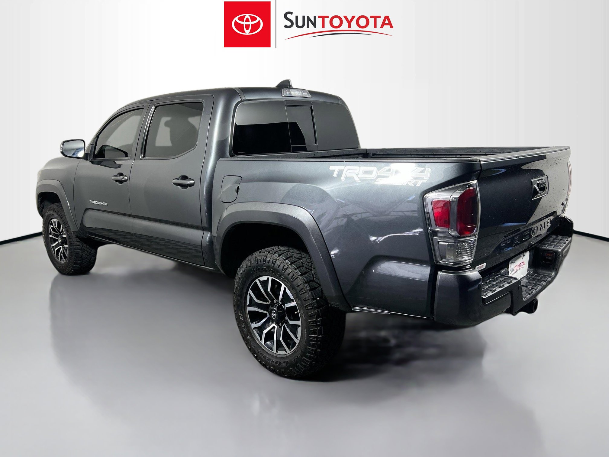 Used 2023 Toyota Tacoma TRD Sport w/ Advanced Technology Package image 6